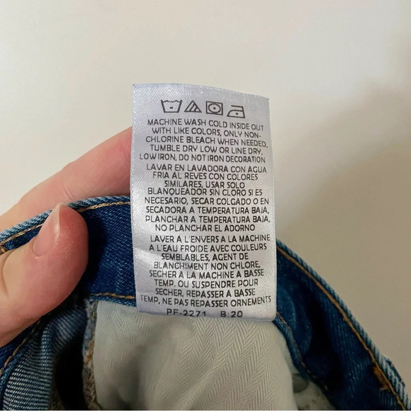 Women's Blue Jeans - Picture 8 of 11